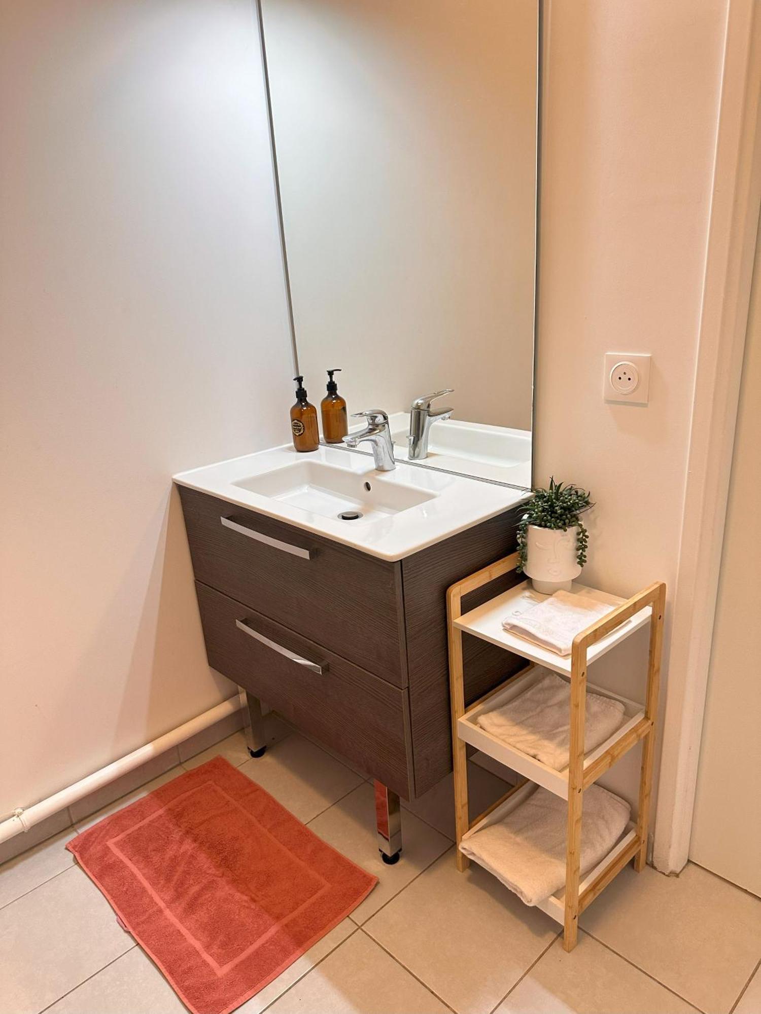 Appartement Cosy Au Stade De France Proche Paris سان دوني المظهر الخارجي الصورة